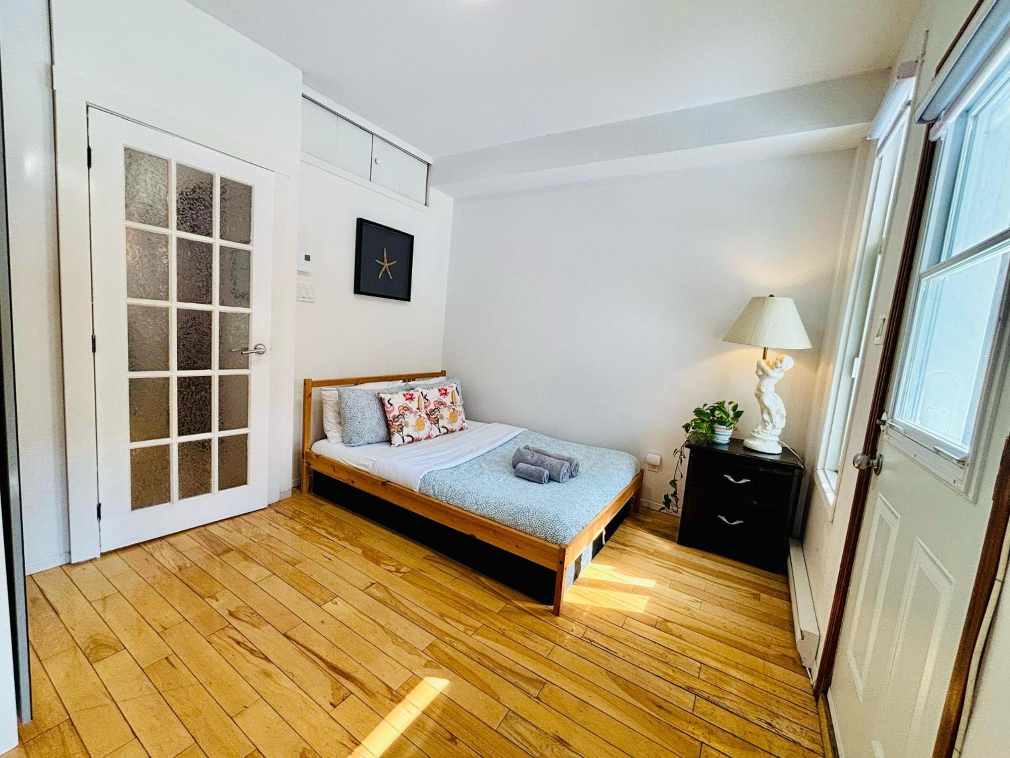 Apartment Modern And Cozy Unit Montreal